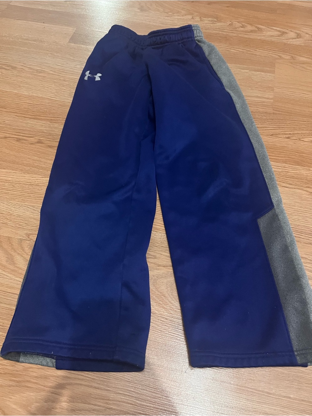 Under Armour Boys Navy and Gray Athletic Joggers Size 8 YSM